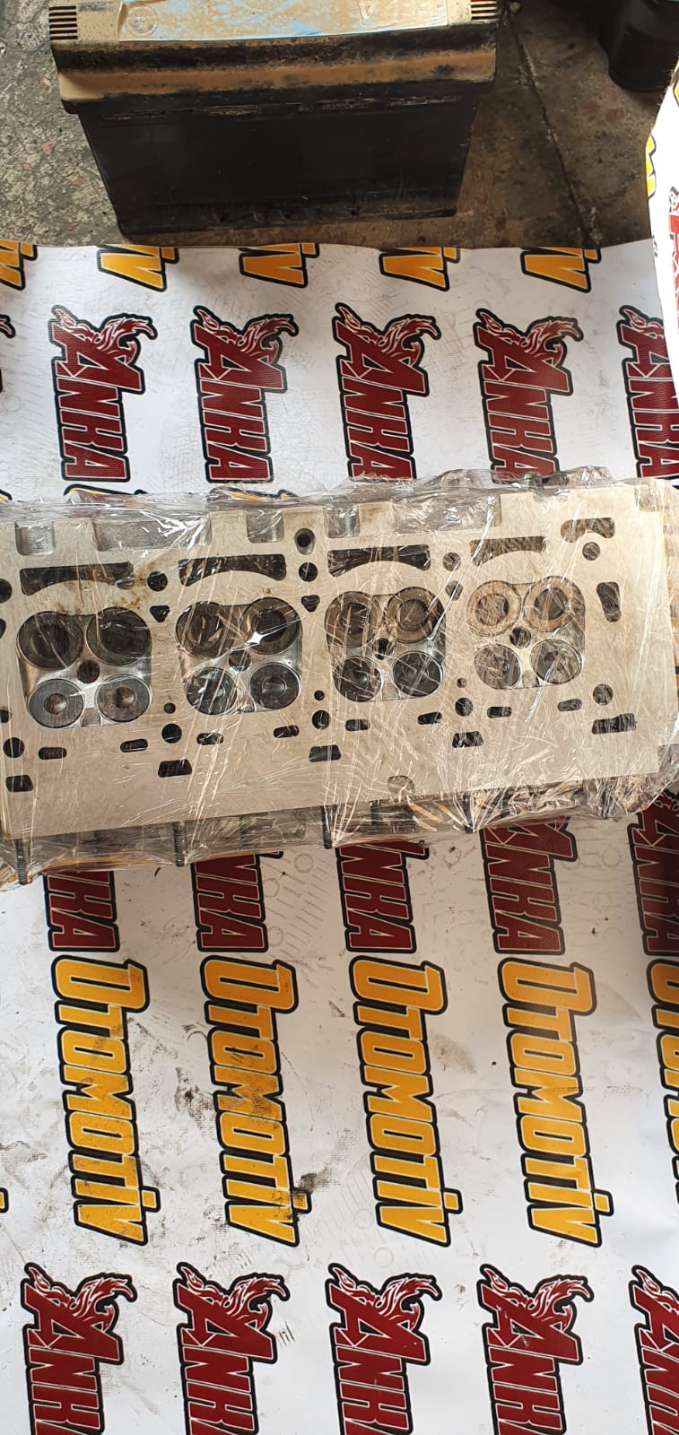 megane 2 1 6 16 valf silindir kapagı